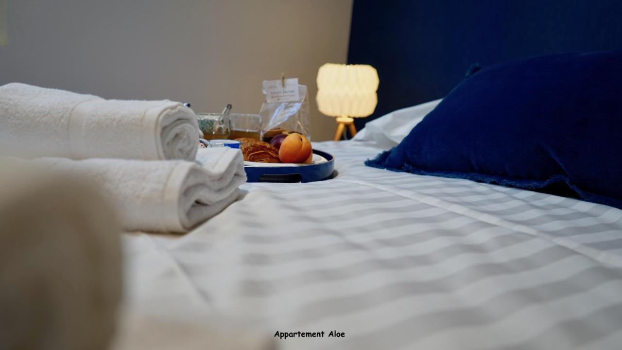 Appartements De Caractere Centre 반느 외부 사진